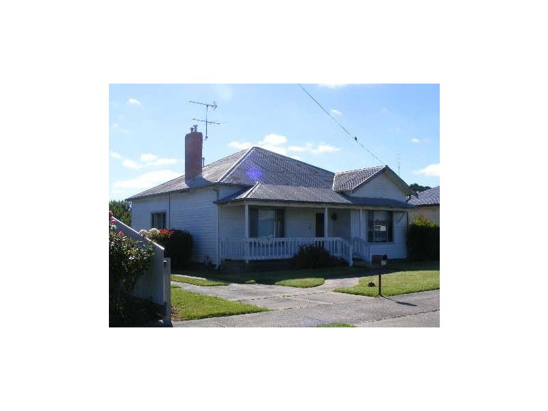 30 Polwarth Street, Colac VIC 3250