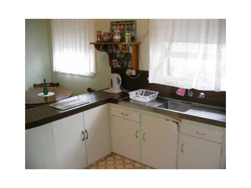 14 Thomas Street, Colac VIC 3250