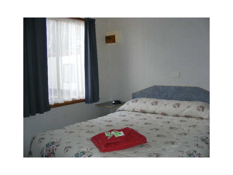 490 Princes Highway, Colac VIC 3250