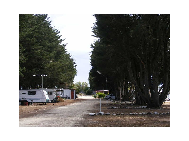 490 Princes Highway, Colac VIC 3250