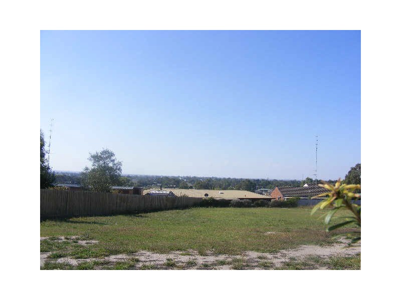 1 Almond Grove, Elliminyt VIC 3250