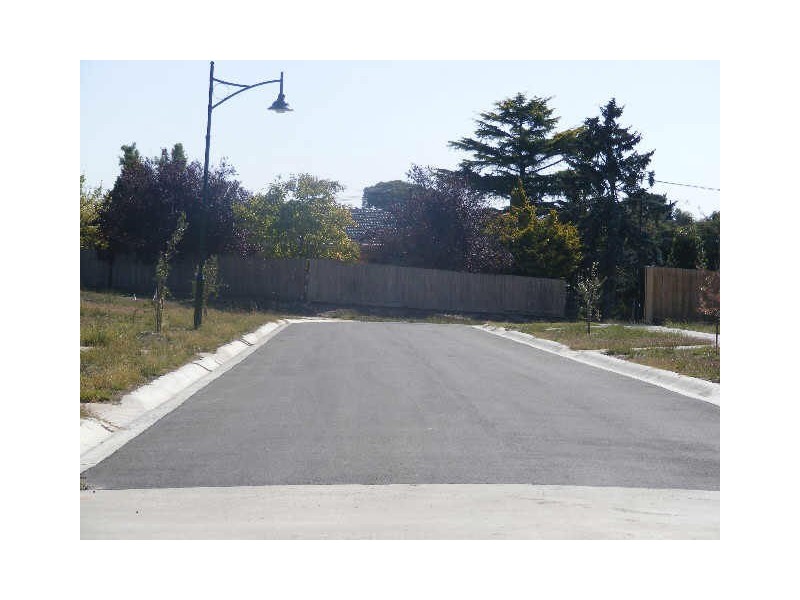 1 Almond Grove, Elliminyt VIC 3250