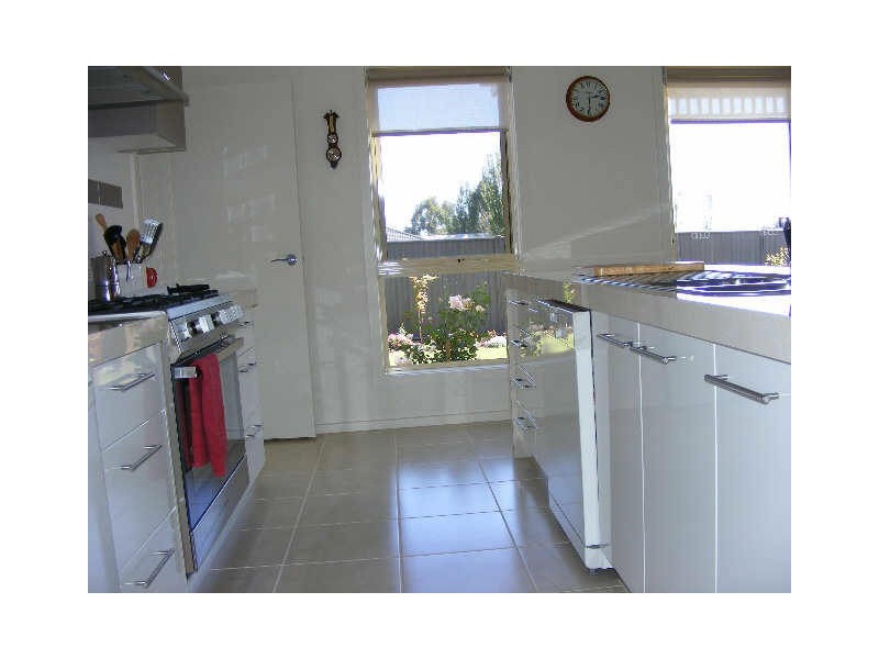 47 Ballagh Street, Elliminyt VIC 3250