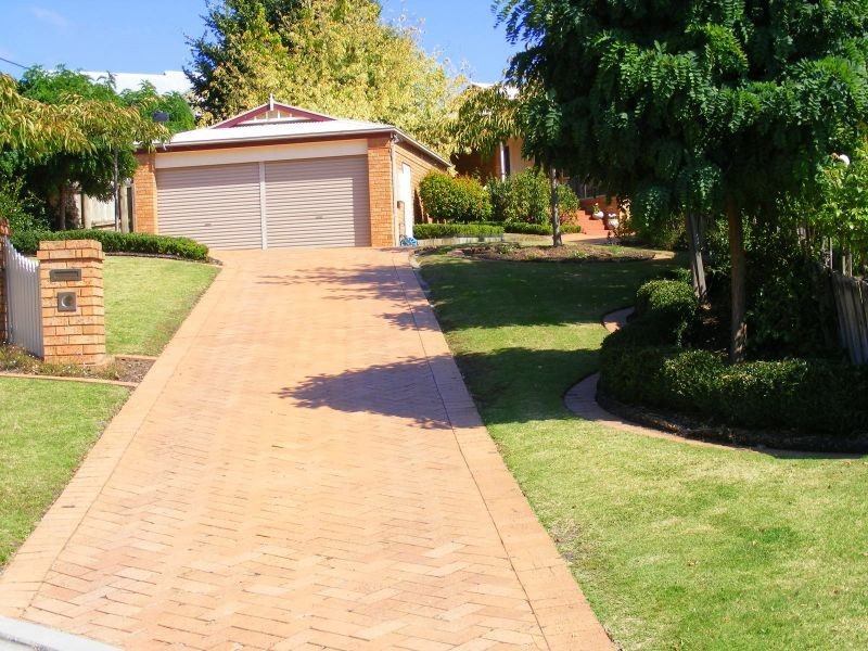 10 Buckland Court, Elliminyt VIC 3250