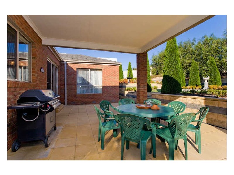 30 Harris Road, Elliminyt VIC 3250