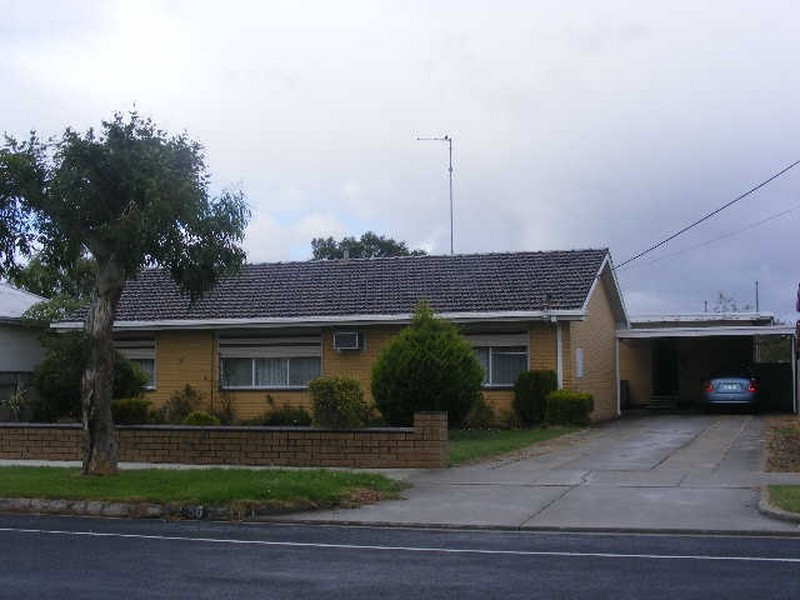 56 & 56A Hart Street, Colac VIC 3250