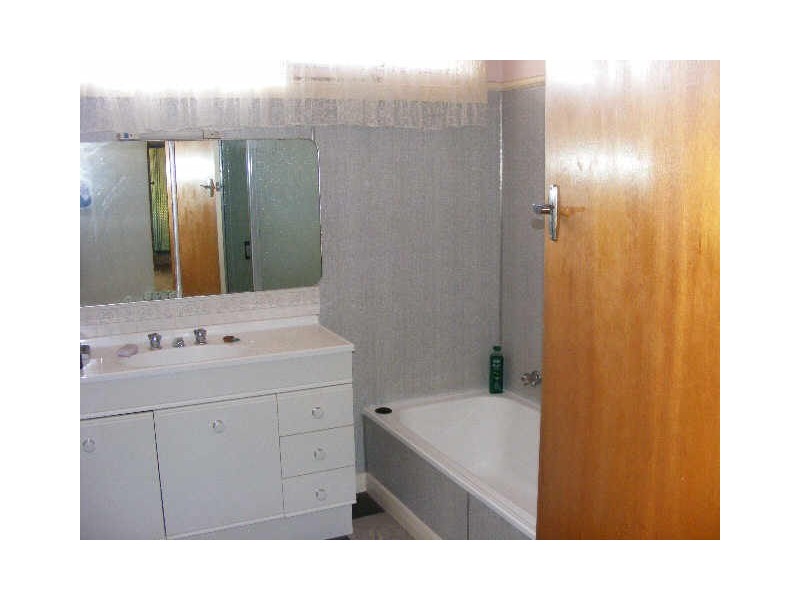 147 Hearn Street, Colac VIC 3250