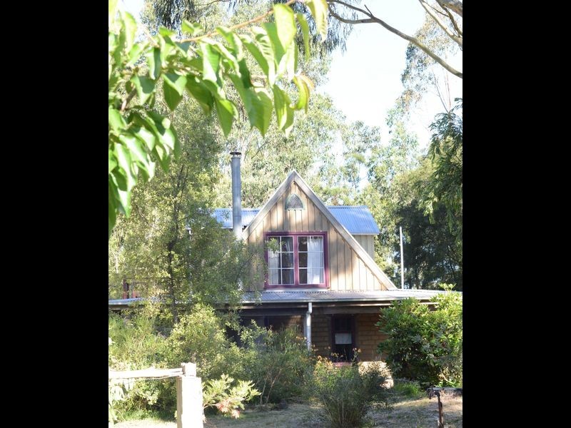60 Parkes Lodge Road, Barongarook VIC 3249