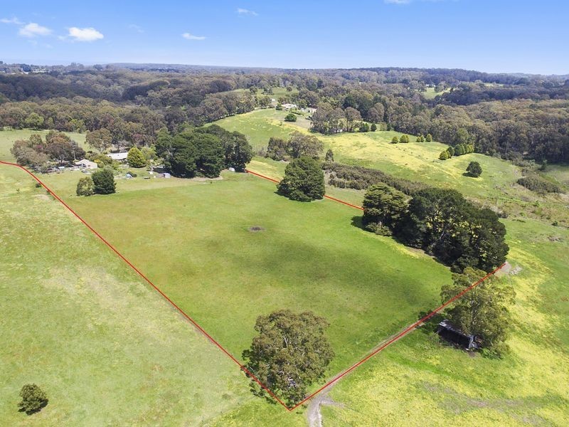 205 Shorts Road, Elliminyt VIC 3250