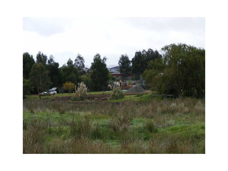 1/ Dowling Street, Elliminyt VIC 3250