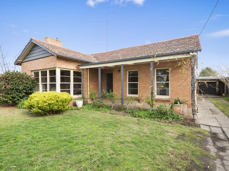 39 Church Street, Colac VIC 3250