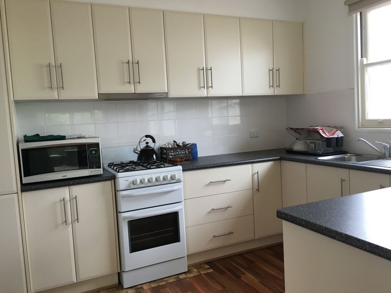 77 Hart Street, Colac VIC 3250