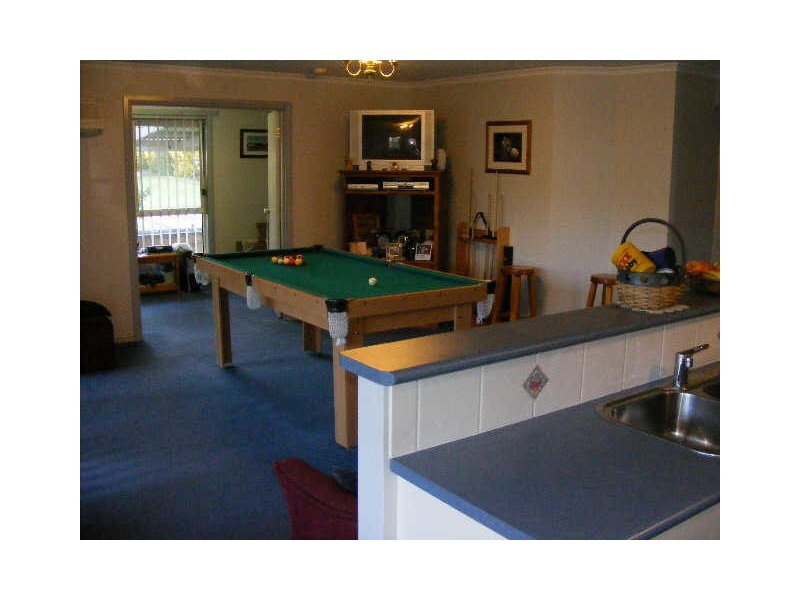 16 Beechy Court, Elliminyt VIC 3250