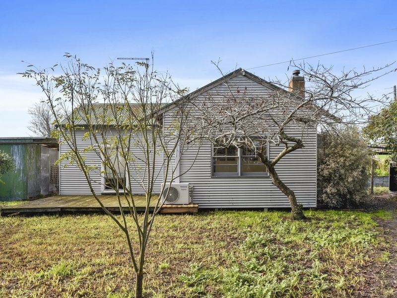 525 Irrewillipe Road, Elliminyt VIC 3250