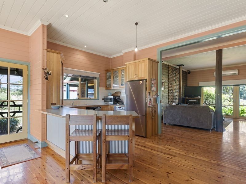 72 Aireys Street, Elliminyt VIC 3250