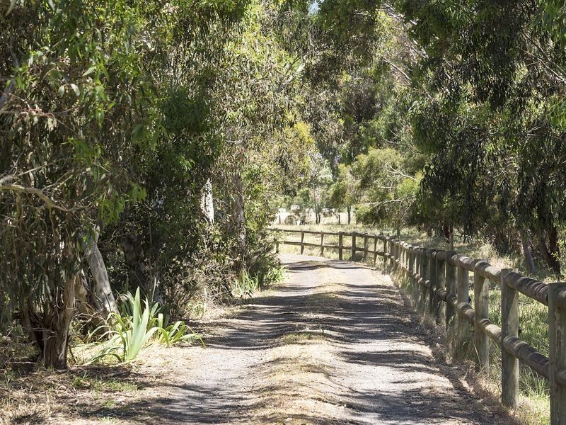 72 Aireys Street, Elliminyt VIC 3250