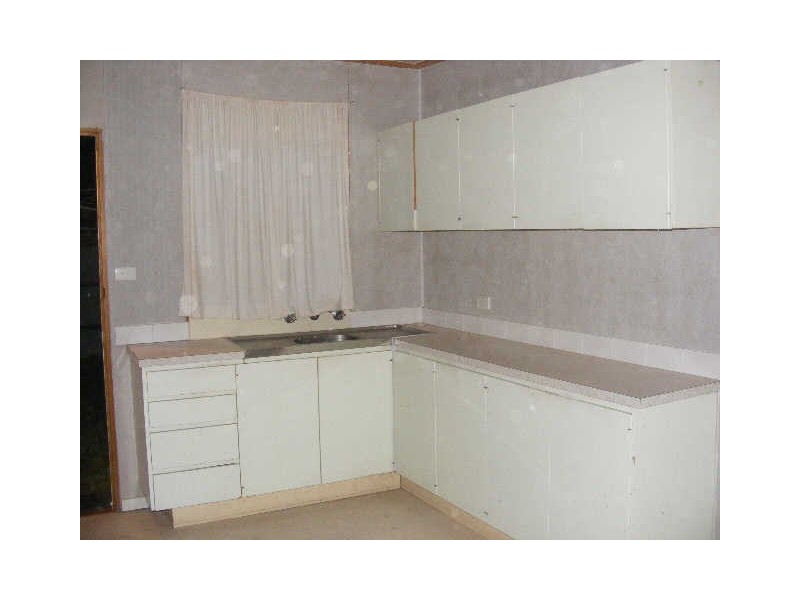 11 Chapel Street, Colac VIC 3250