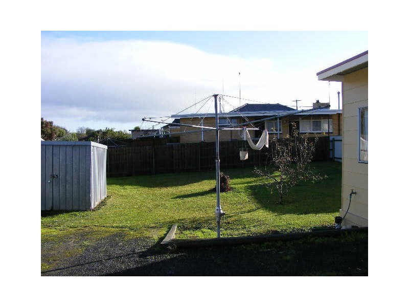 11 Chapel Street, Colac VIC 3250