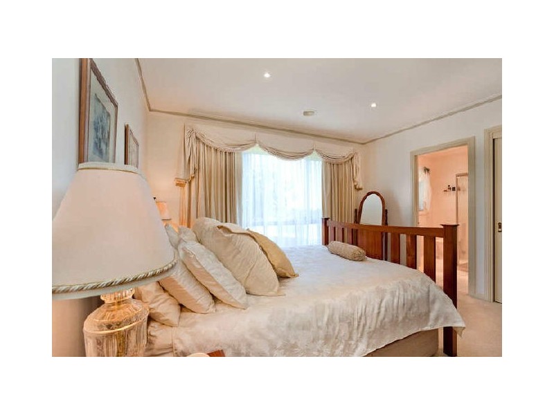 25 Tulloh Street, Elliminyt VIC 3250