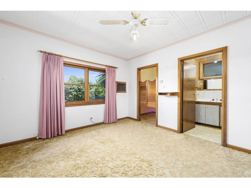 17 Corangamite Street, Colac VIC 3250