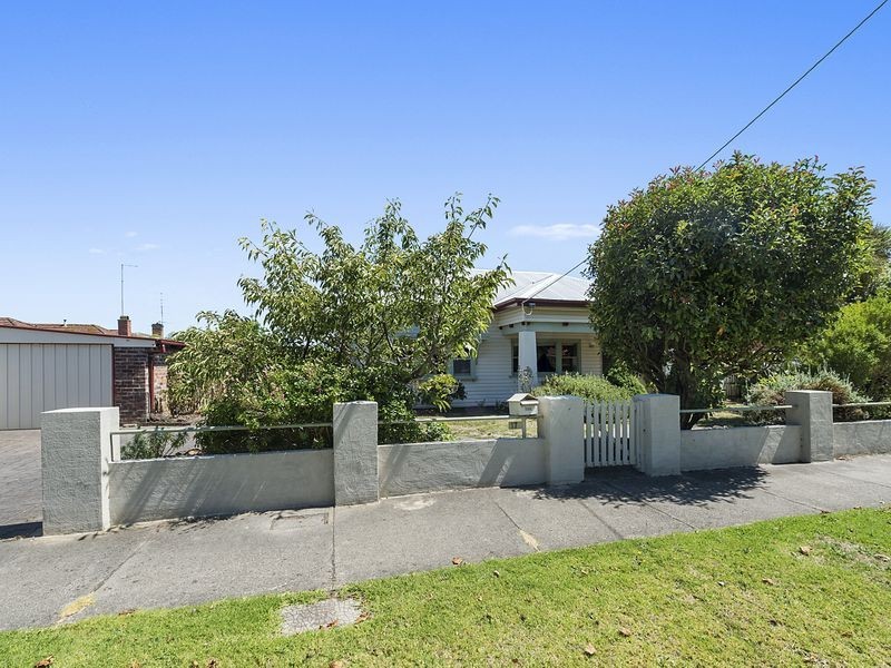 17 Corangamite Street, Colac VIC 3250