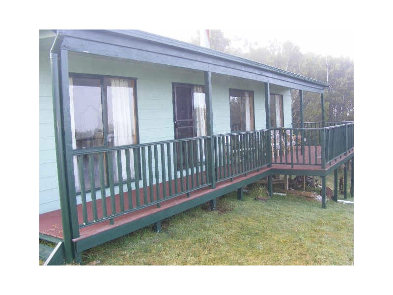 11 Gardner Street, Beech Forest VIC 3237