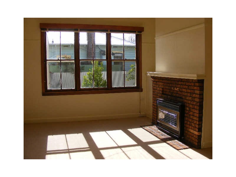 14 McLaughlin Street, Colac VIC 3250