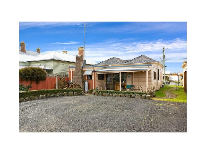 39 Gellibrand Street, Colac VIC 3250