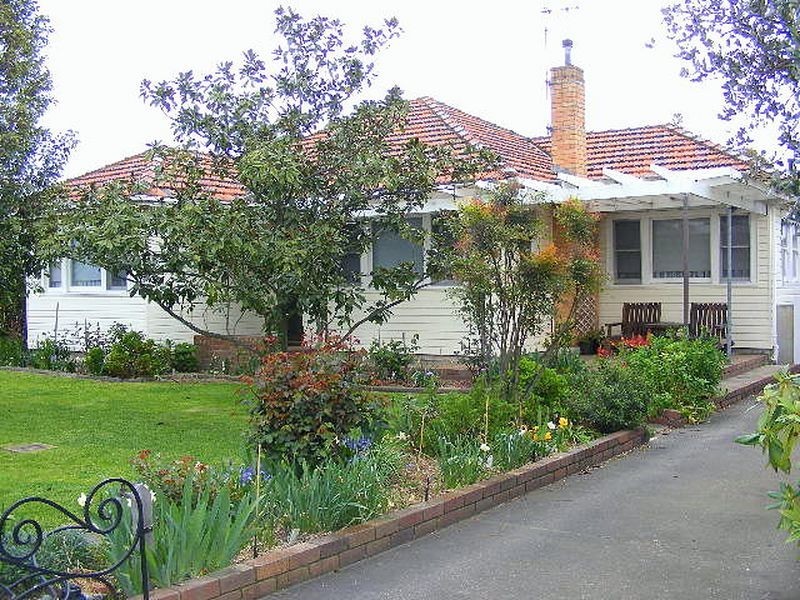 77 Bruce Street, Colac VIC 3250