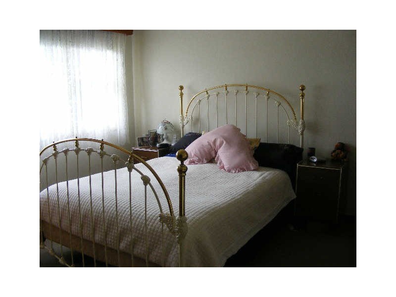 77 Bruce Street, Colac VIC 3250