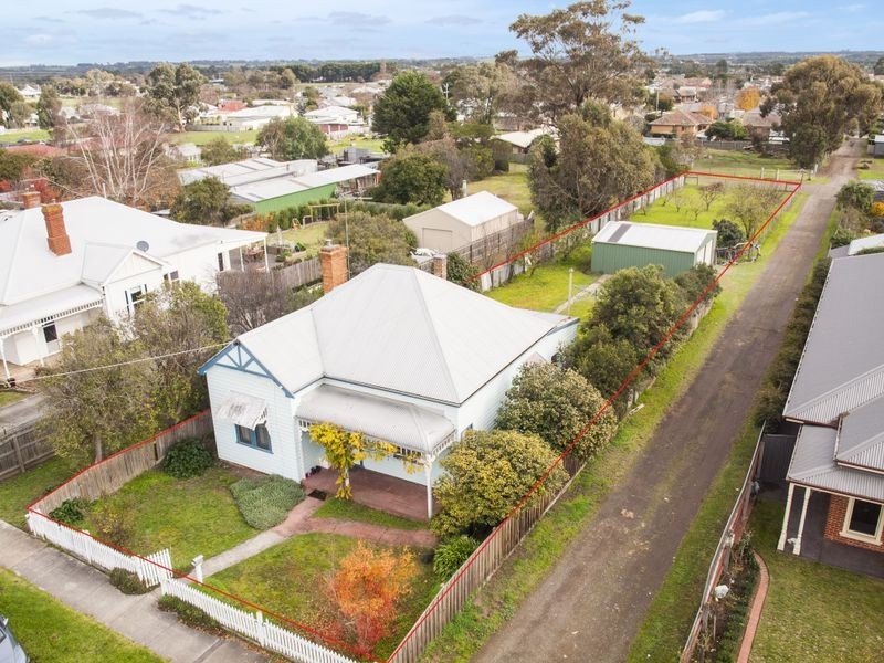 19 Campbell Street, Colac VIC 3250