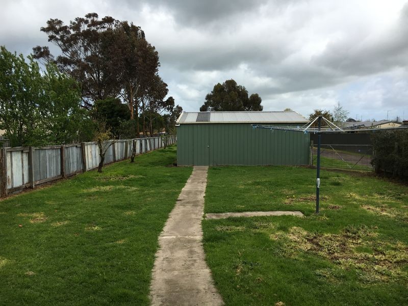 19 Campbell Street, Colac VIC 3250
