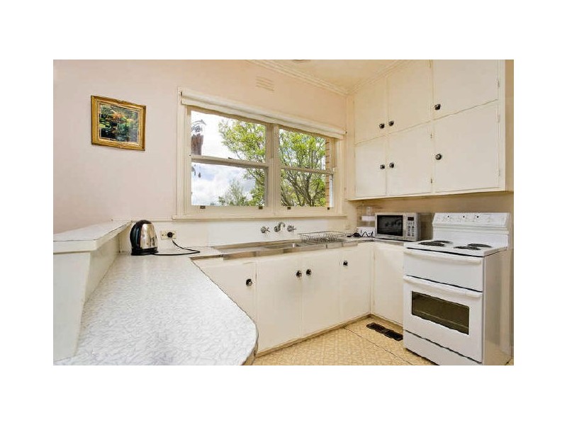 51 Tulloh Street, Elliminyt VIC 3250