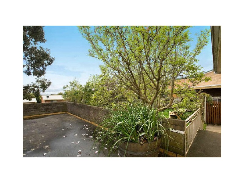 51 Tulloh Street, Elliminyt VIC 3250