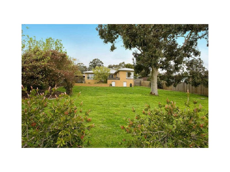 51 Tulloh Street, Elliminyt VIC 3250