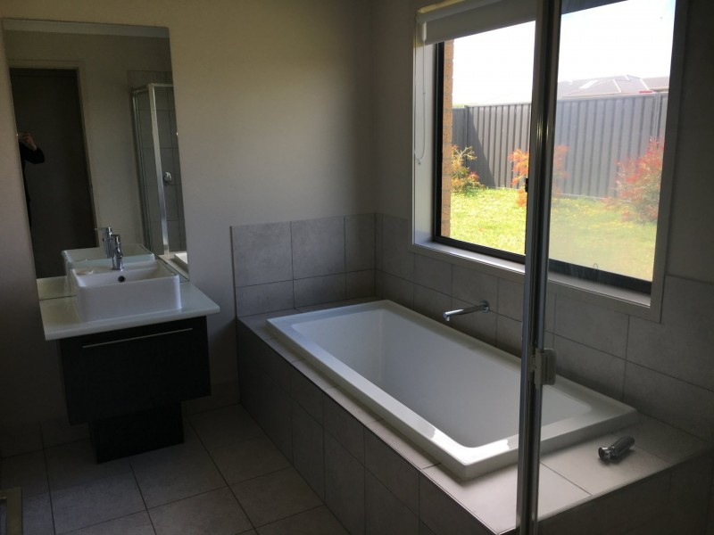 42 Scanlan Drive, Elliminyt VIC 3250