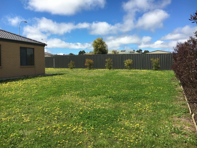 42 Scanlan Drive, Elliminyt VIC 3250