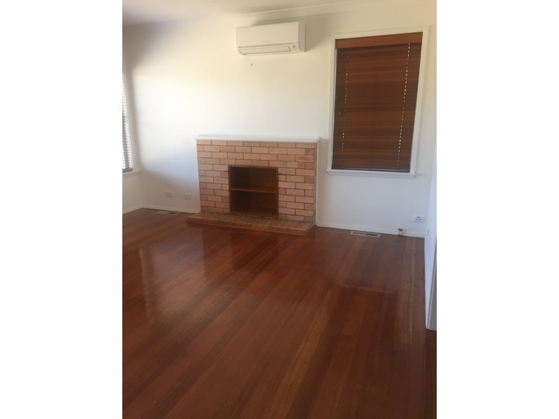 11 Hebb Court, Colac VIC 3250