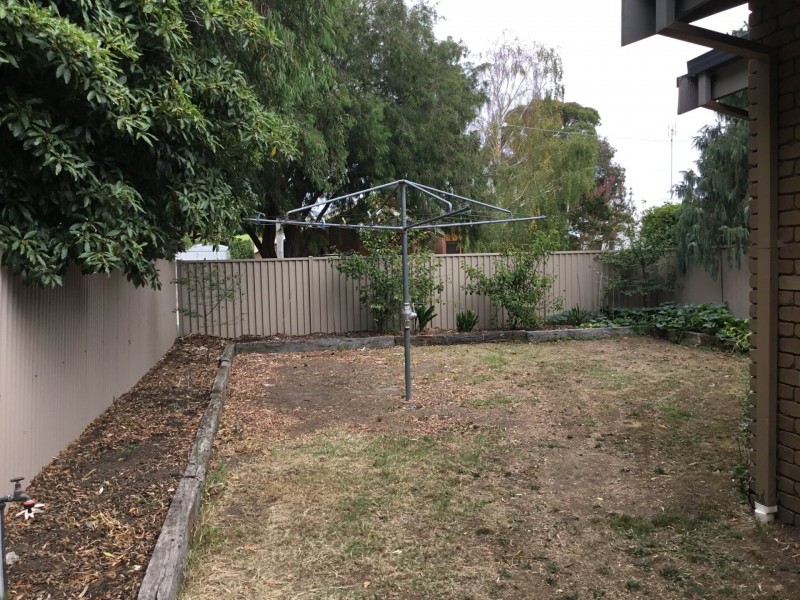16 McAdam Crescent, Colac VIC 3250