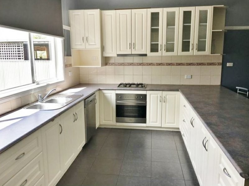 46 Hart Street, Colac VIC 3250