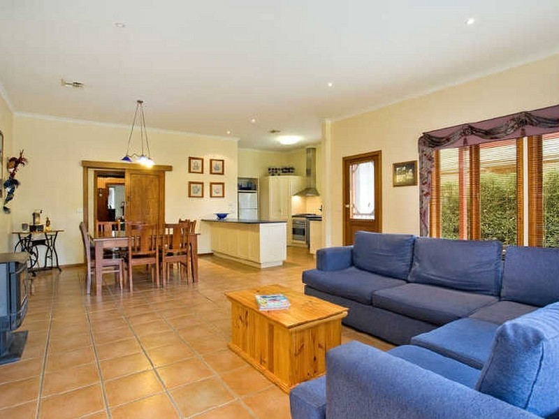 26 Church Street, Colac VIC 3250