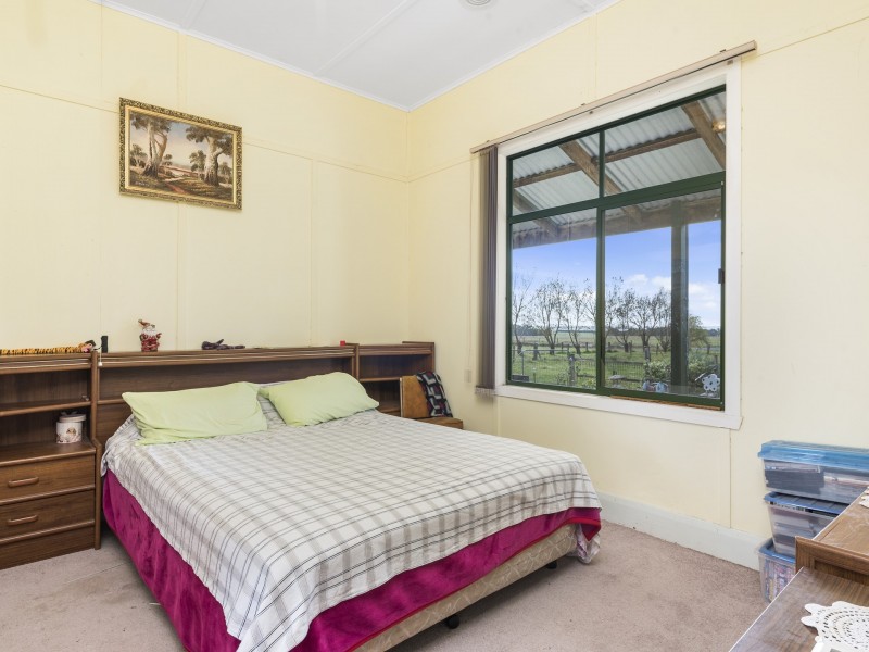 175 Rossmoyne Road, Colac West VIC 3250
