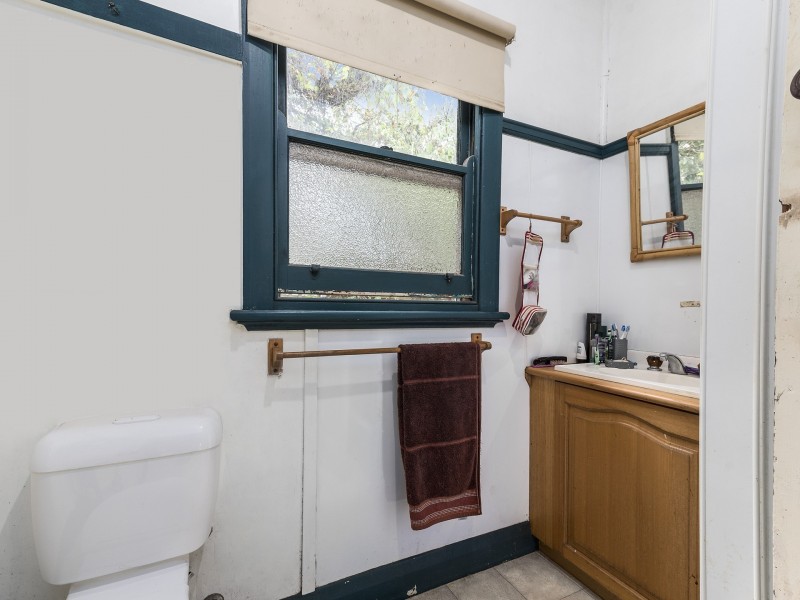 11 McLaughlin Street, Colac VIC 3250