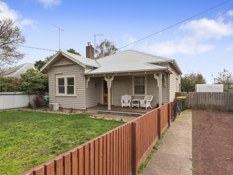 11 McLaughlin Street, Colac VIC 3250