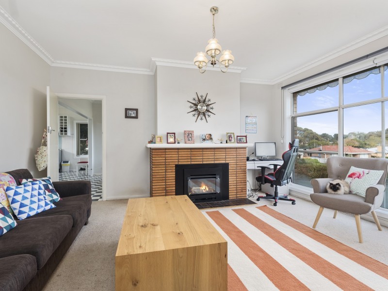 16 Woods Street, Colac VIC 3250