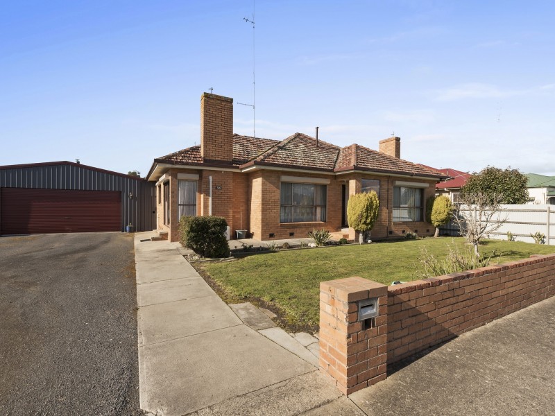 94 – 96 Church Street, Colac VIC 3250