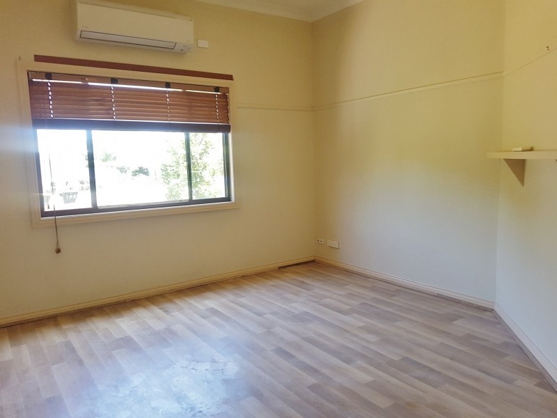68 Sinclair Street, Colac VIC 3250
