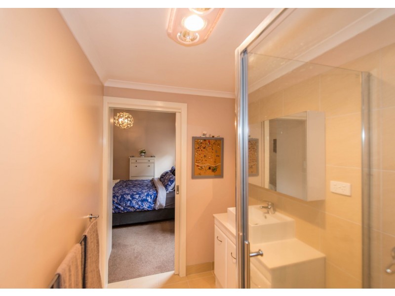 11 McDonald Street, Colac VIC 3250