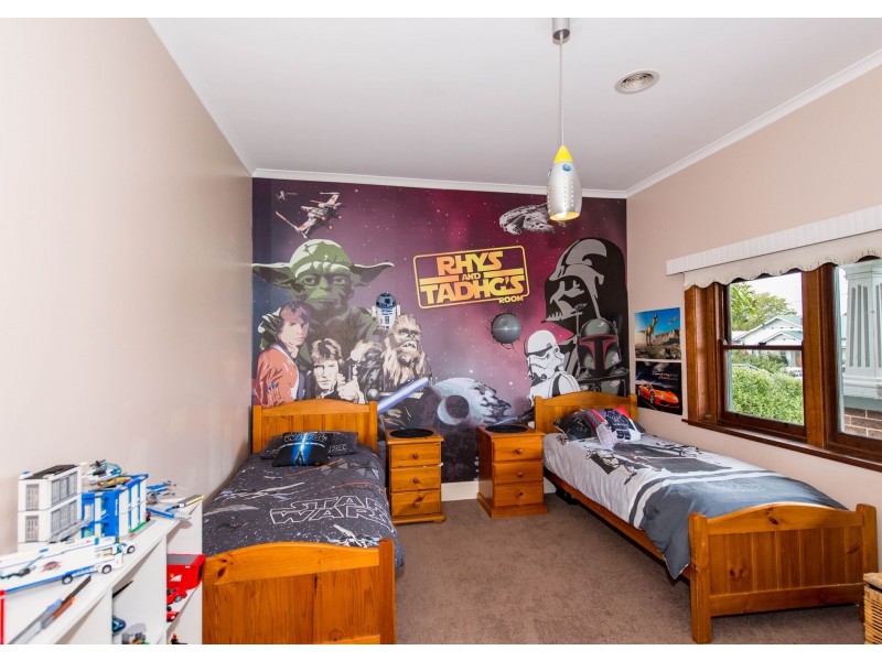 11 McDonald Street, Colac VIC 3250