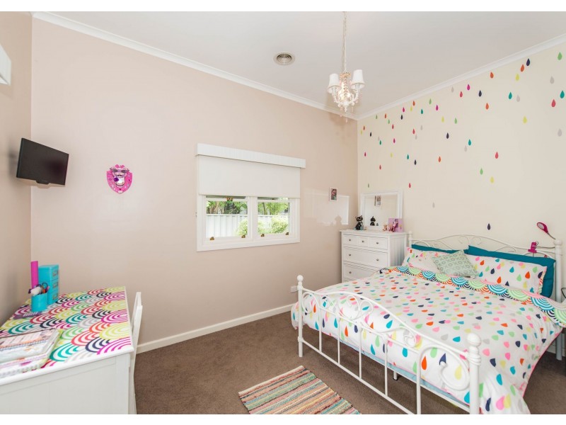 11 McDonald Street, Colac VIC 3250